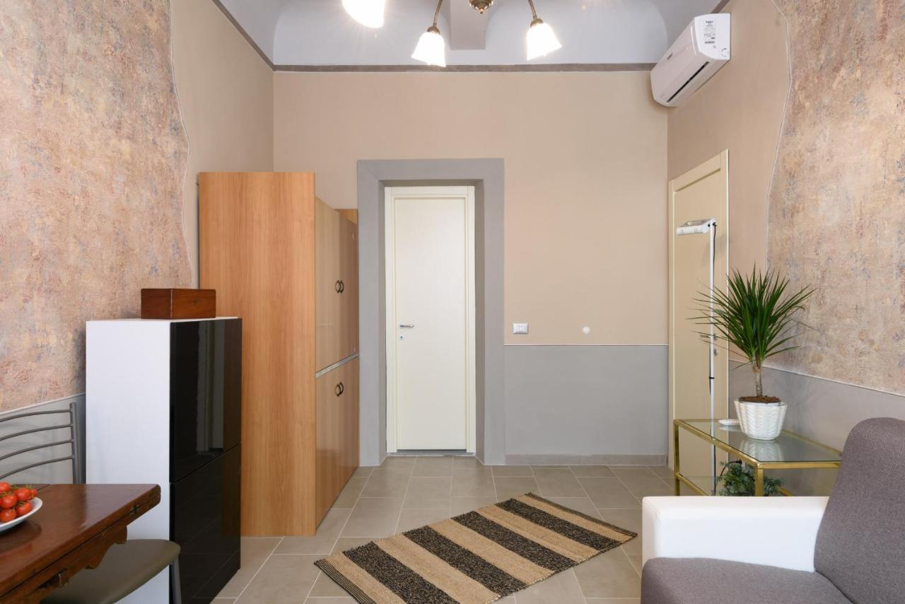 Pinzochere Suite Firenze Bagian luar foto