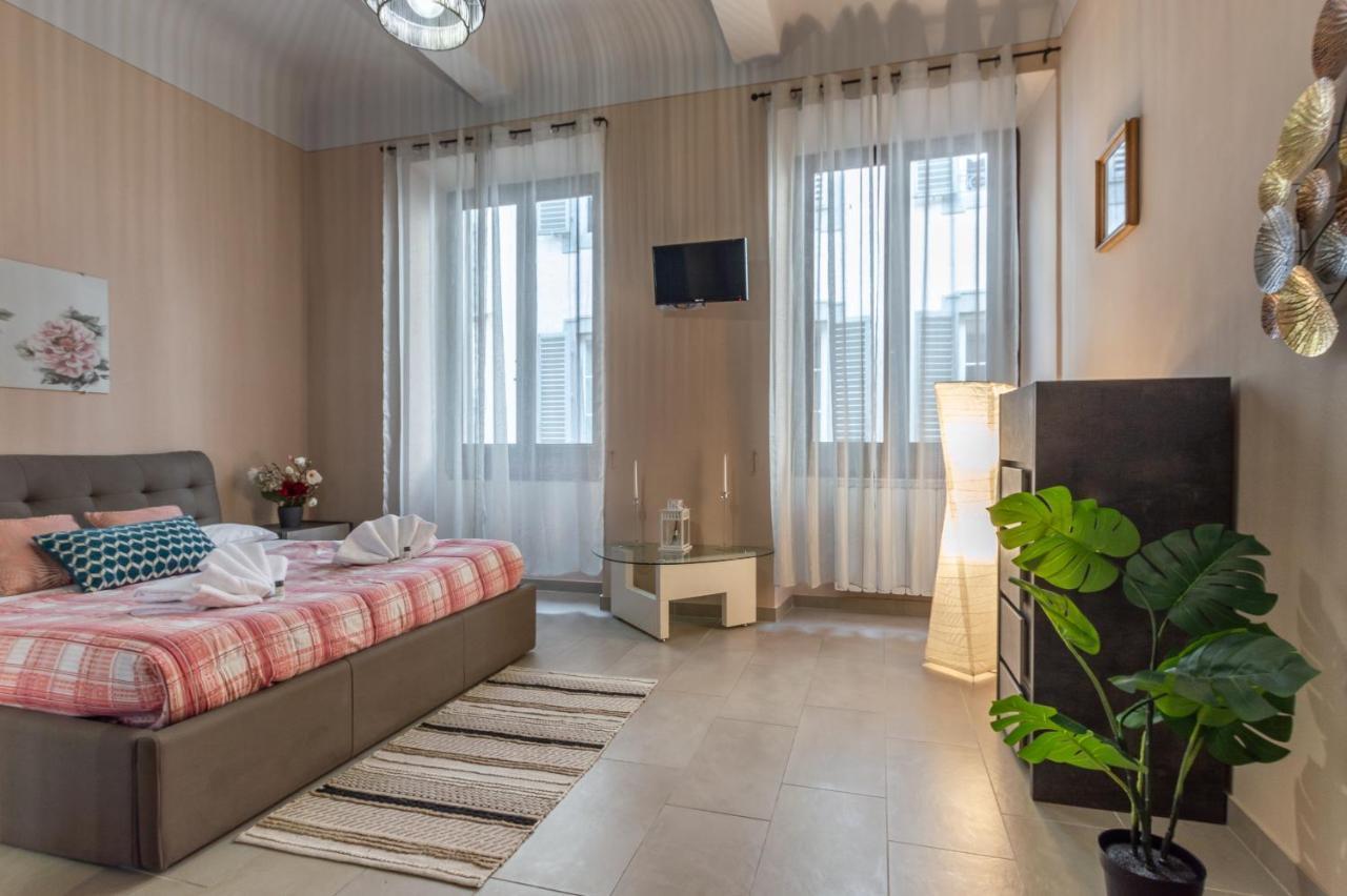 Pinzochere Suite Firenze Bagian luar foto
